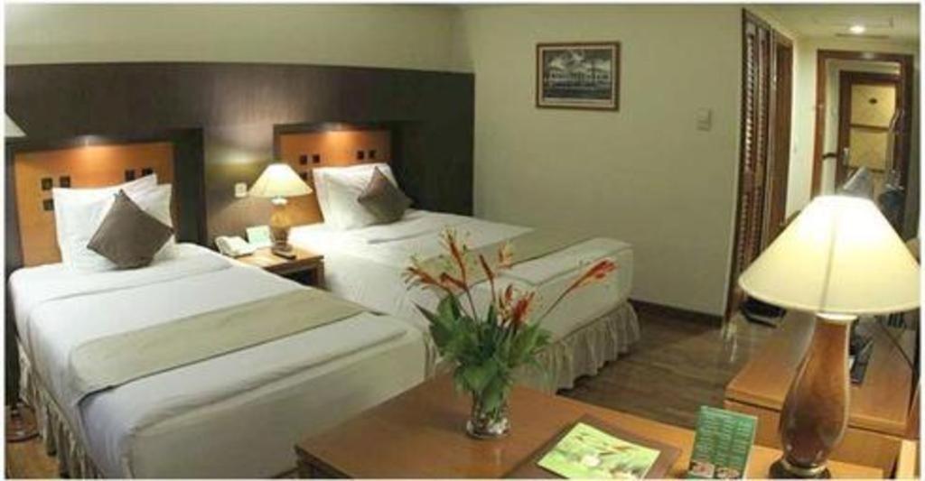 Oasis Amir Hotel Джакарта Екстер'єр фото